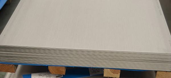 Tấm Cuộn inox 201 dày 2.5mm(ly)- bề mặt No1 (Cán nóng)